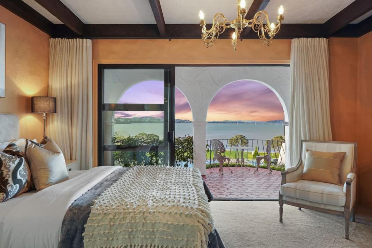 Magnificent Beachfront Mansion - Pool - Fireplace Auckland Exterior photo